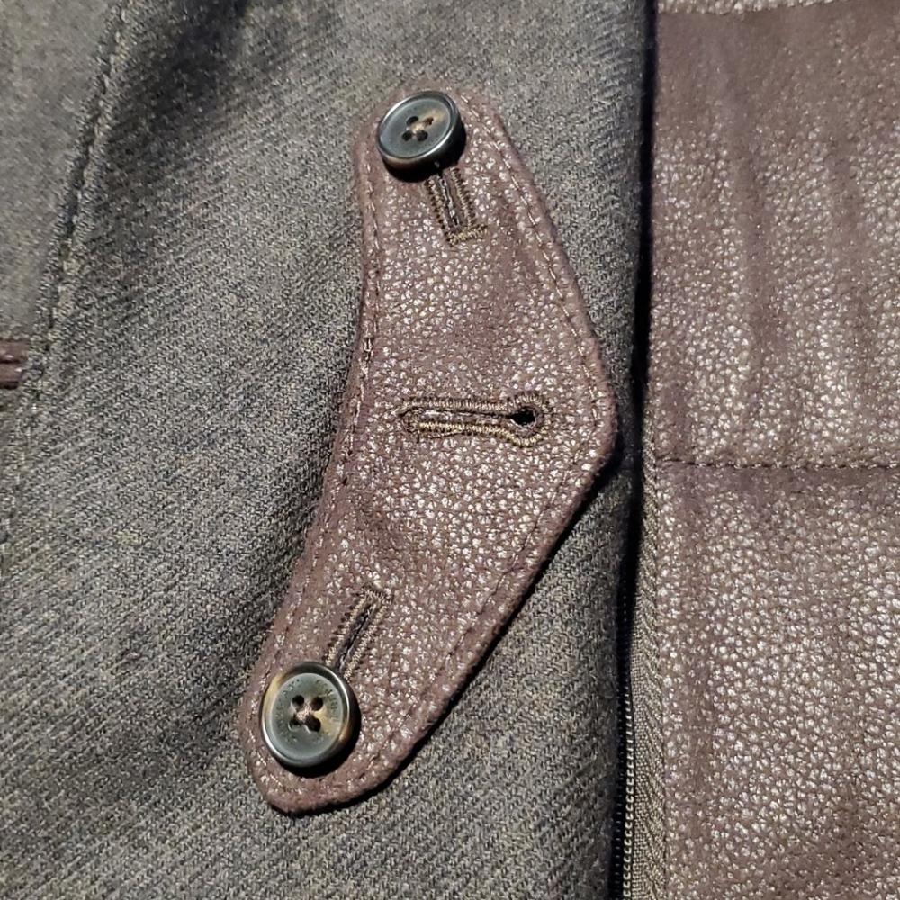Corneliani - Picture 16 of 16